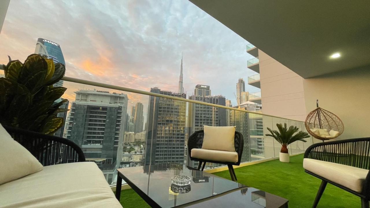 Luxury 2 Bedroom With Burj Khalifa View Dubaï Extérieur photo